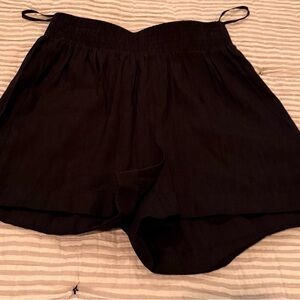 Gianni Bini Black Women's Smocked Waist Shorts NWT XS